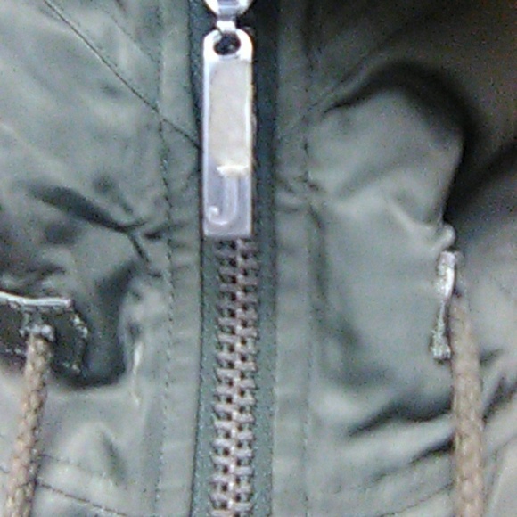 Juicy Couture - Picture 5 of 9